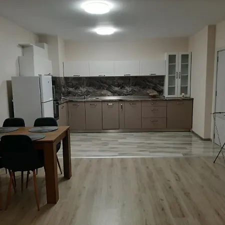 Deluxe 6 Apartment Saints Constantine and Helena