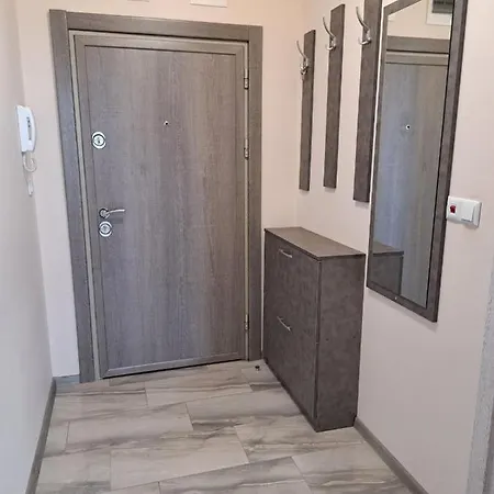 Apartment Deluxe 6 Saints Constantine and Helena